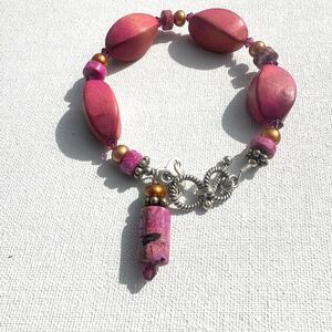 Pink beaded bracelet